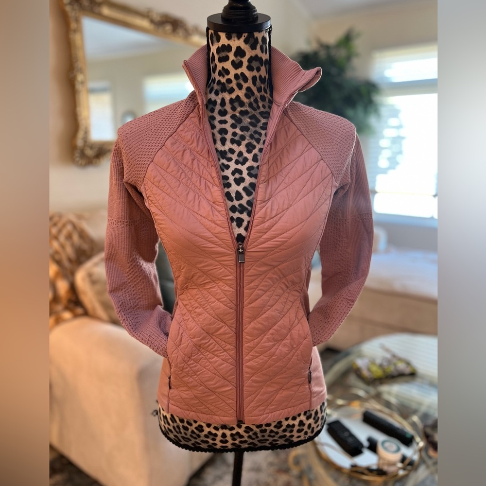 𝐀𝐭𝐡𝐥𝐞𝐭𝐚 Mauve Flurry Force Insulated Primaloft Jacket 2.0